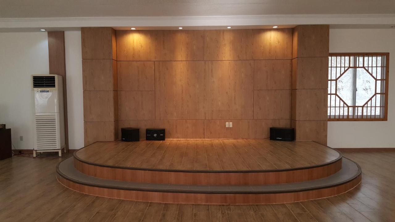 فندق ومنتجع فيل أواسيس Silang المظهر الخارجي الصورة