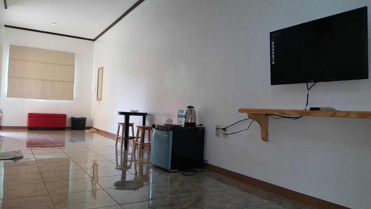 فندق ومنتجع فيل أواسيس Silang المظهر الخارجي الصورة